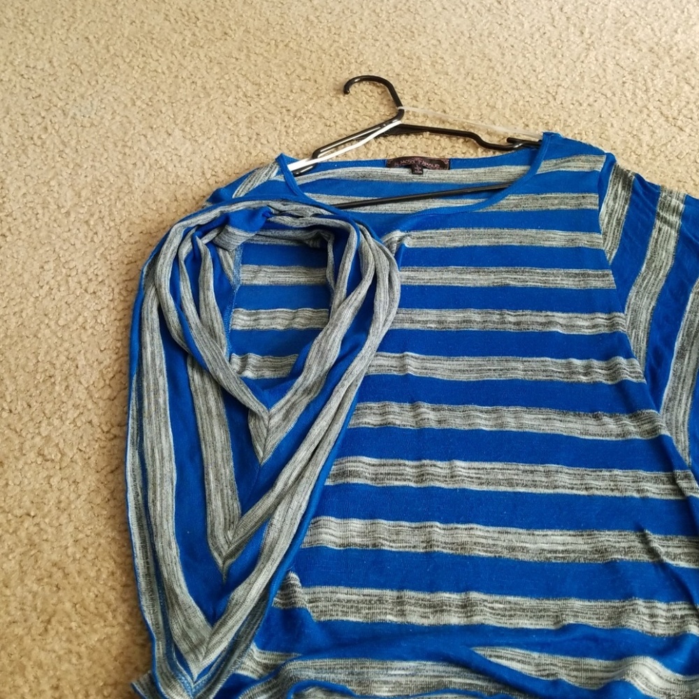 Almost famous juniors shirt - Picture 6 of 6